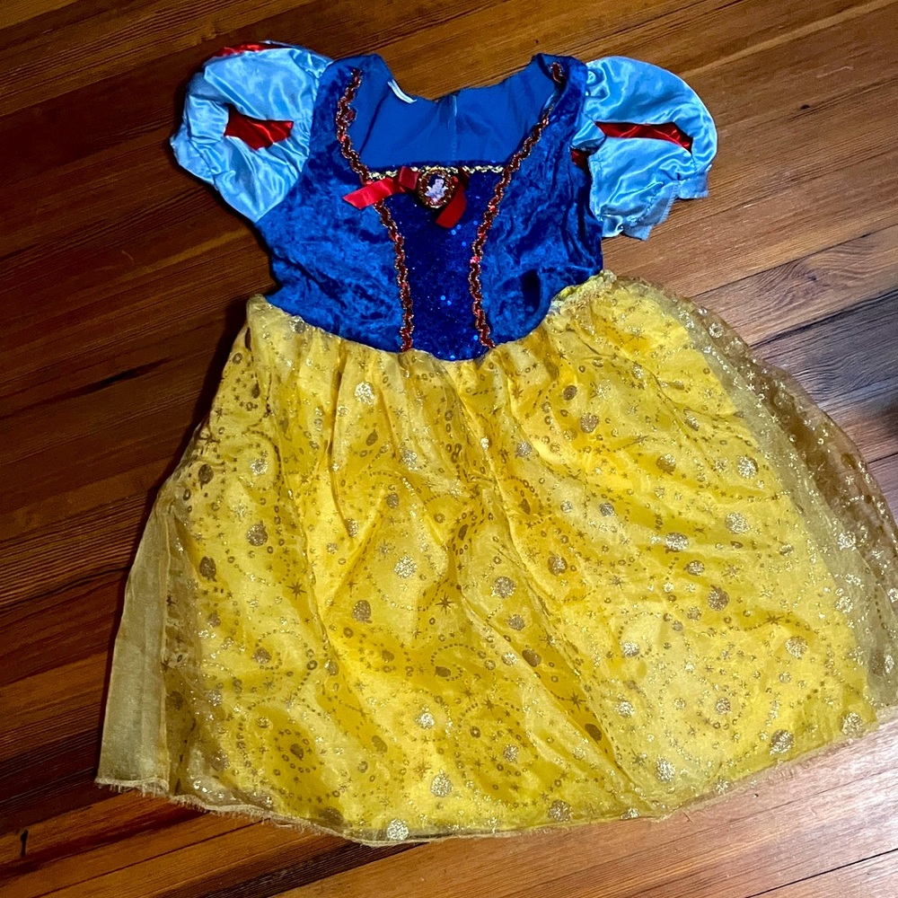 DISNEY SNOW WHITE COSTUME